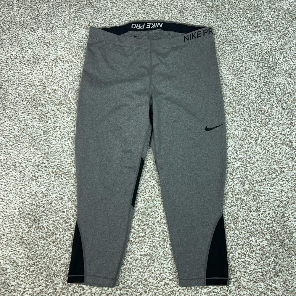 Nike Pro Pants Womens Medium Gray Dri FIT 3 Quarter Compression Leggings Running
